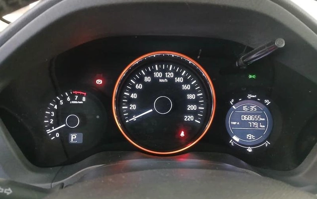 imagem-https://www.socarrao.com.br/sc-vehicle-images-prod/3431277/1788548280603-8413168_8_B_55129cc833.jpeg