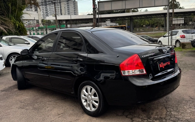 imagem-https://www.socarrao.com.br/sc-vehicle-images-prod/3431374/1787662196116-SU1HXzc3MDQuanBlZw.jpeg