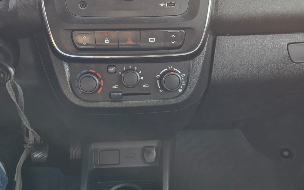 imagem-https://www.socarrao.com.br/sc-vehicle-images-prod/3431587/1787662461155-V2hhdHNBcHAgSW1hZ2UgMjAyNi0wNi0xOSBhdCAxMy40NS4wNS5qcGVn.jpeg
