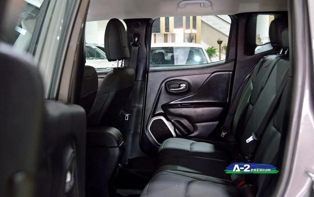 imagem-https://www.socarrao.com.br/sc-vehicle-images-prod/3431648/1787662546800-8413216_6_B_f652988a6f.jpeg
