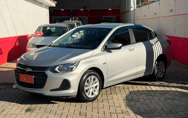 imagem-https://www.socarrao.com.br/sc-vehicle-images-prod/3431833/1790109141007-8403195_16_B_9baab48169.jpeg