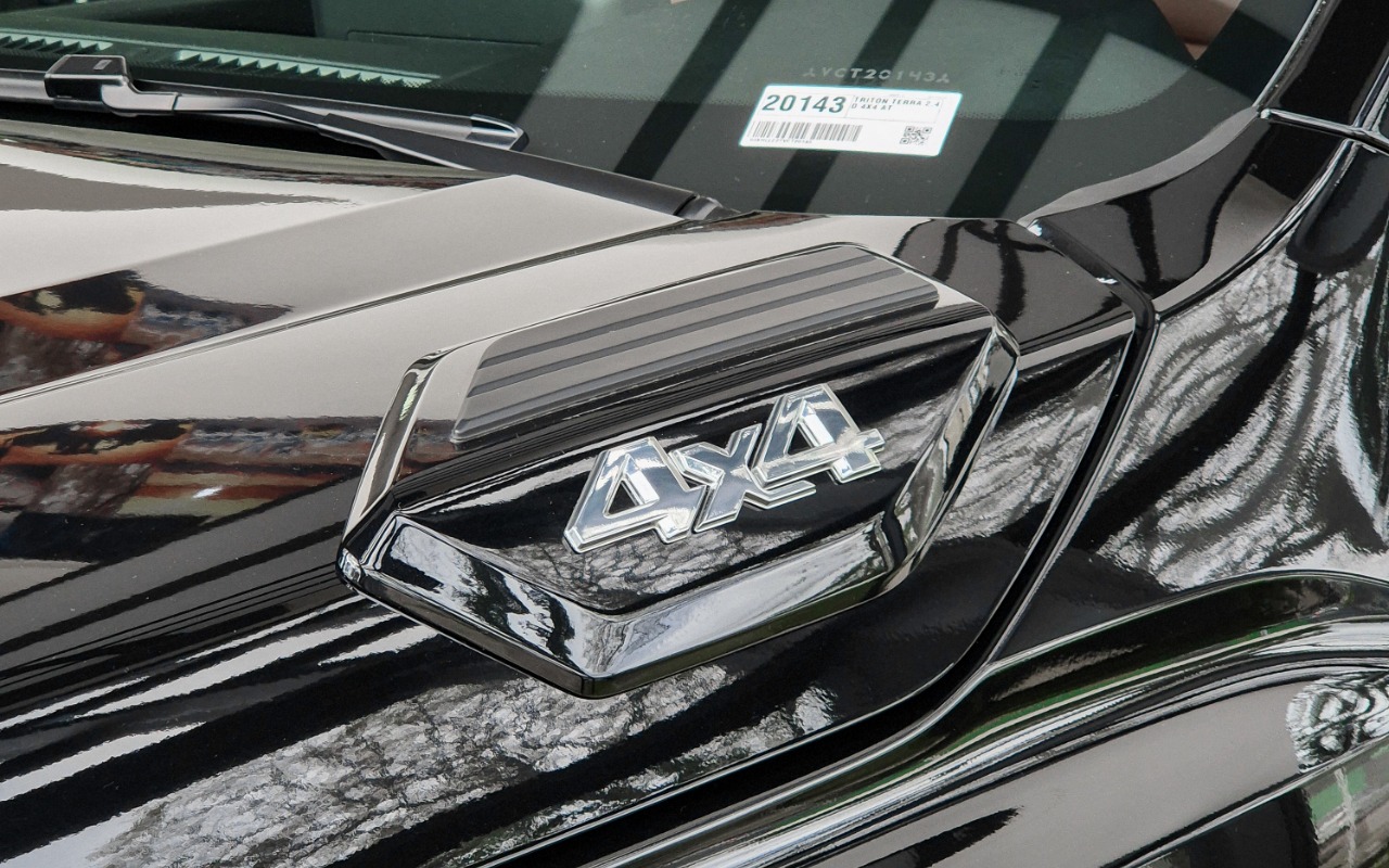 imagem-https://www.socarrao.com.br/sc-vehicle-images-prod/3431965/1787663010166-MjAyNjA4MDdfMTAzMDQ5LmpwZw.jpg