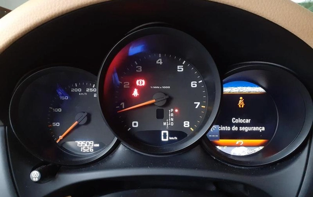imagem-https://www.socarrao.com.br/sc-vehicle-images-prod/3431977/1789651365700-8364457_2_B_83d930a105.jpeg