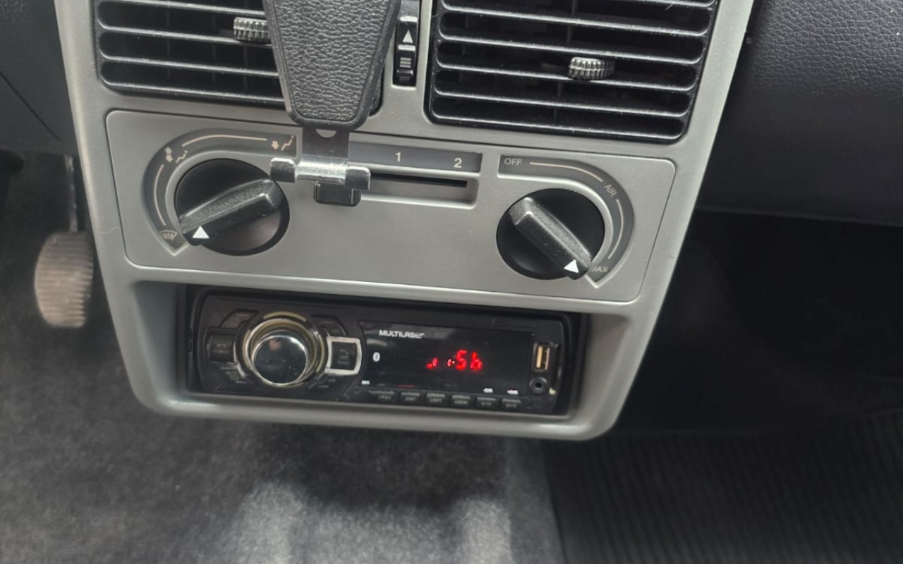 imagem-https://www.socarrao.com.br/sc-vehicle-images-prod/3432058/1787663471982-V2hhdHNBcHAgSW1hZ2UgMjAyNi0wNy0xNCBhdCAxMy4zNy4zNCAoMSkuanBlZw.jpeg