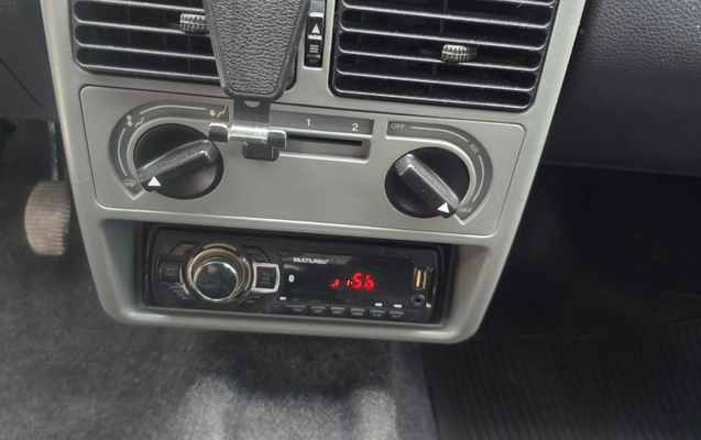 imagem-https://www.socarrao.com.br/sc-vehicle-images-prod/3432058/1787663471982-V2hhdHNBcHAgSW1hZ2UgMjAyNi0wNy0xNCBhdCAxMy4zNy4zNCAoMSkuanBlZw.jpeg