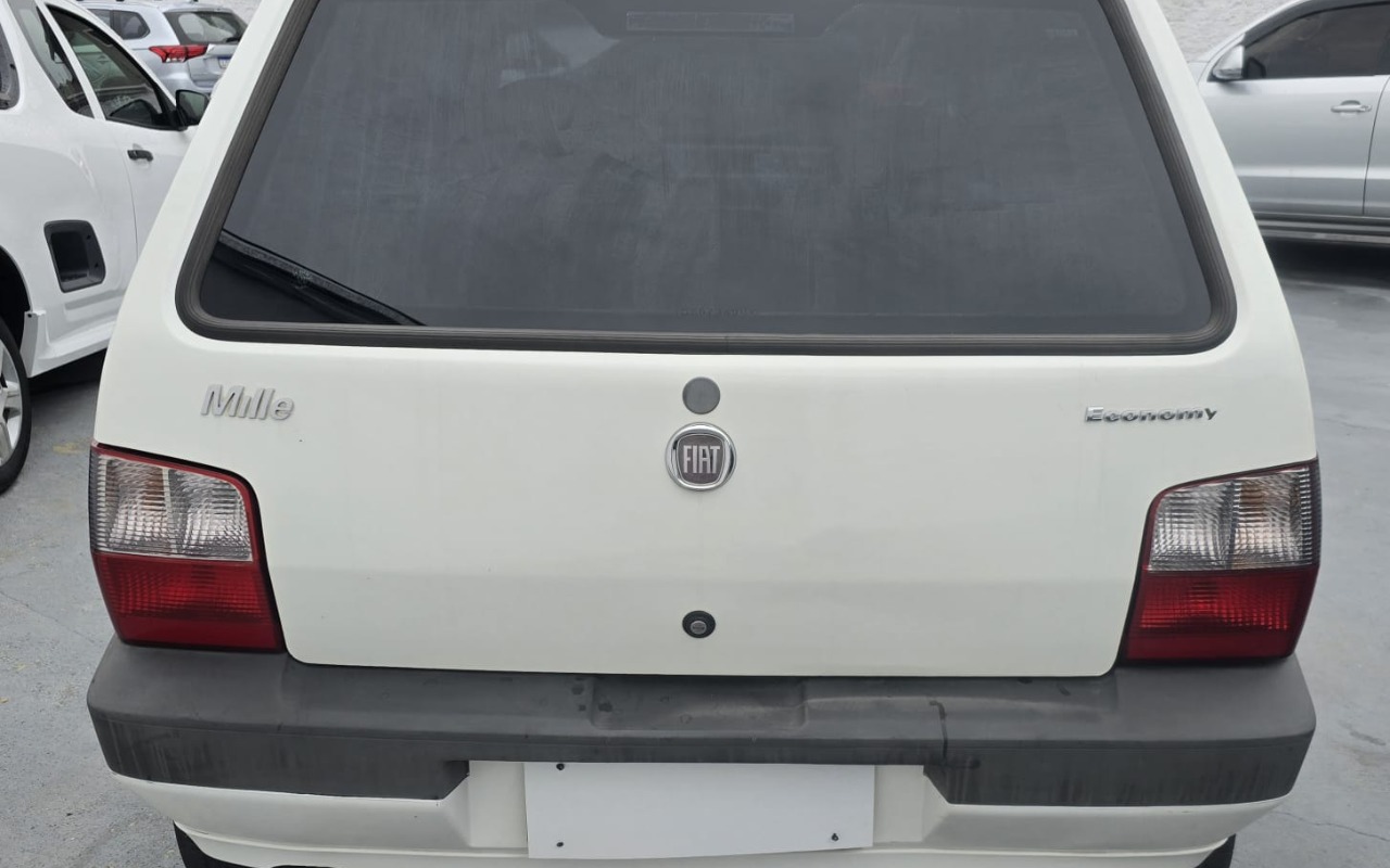 imagem-https://www.socarrao.com.br/sc-vehicle-images-prod/3432058/1787663472758-V2hhdHNBcHAgSW1hZ2UgMjAyNi0wNy0xNCBhdCAxMy4zNy4zMiAoMikuanBlZw.jpeg