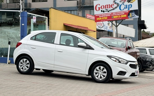 imagem-https://www.socarrao.com.br/sc-vehicle-images-prod/3432179/1787664013153-003_6ad78af2da6033bd2aa54baf4438d268.jpeg