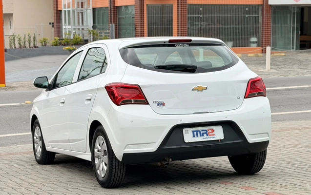 imagem-https://www.socarrao.com.br/sc-vehicle-images-prod/3432179/1787664013158-003_ee55e03b39970e1c76dc83c0975901b2.jpeg
