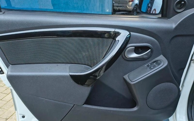imagem-https://www.socarrao.com.br/sc-vehicle-images-prod/3432362/1787861530101-8410087_2_B_35f7e8437b.jpeg
