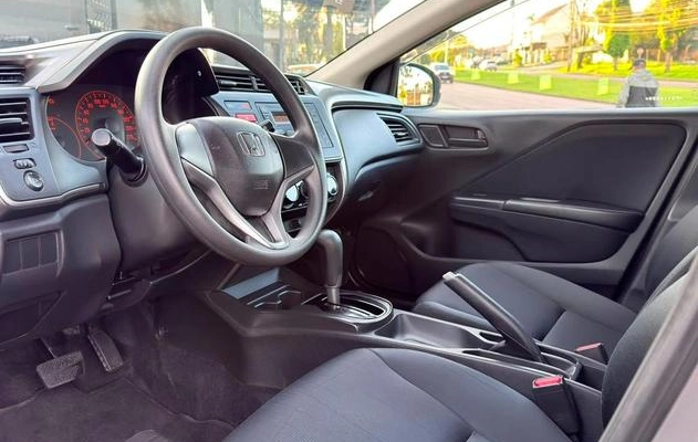 imagem-https://www.socarrao.com.br/sc-vehicle-images-prod/3432418/1787664620136-8405266_7_B_437d0cc489.jpeg