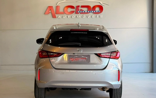 imagem-https://www.socarrao.com.br/sc-vehicle-images-prod/3432431/1787856301509-b6ac027ac738484eb1c55533a28c2422_1787664526771.jpg