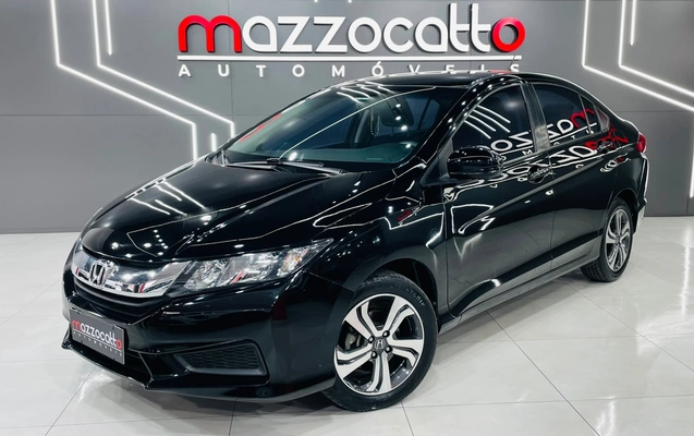 imagem-https://www.socarrao.com.br/sc-vehicle-images-prod/3432442/1787664770533-003_ea8c7658b41a583edda29e62d52f909a.jpeg