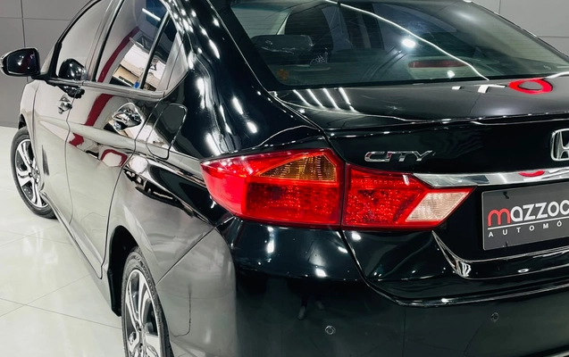 imagem-https://www.socarrao.com.br/sc-vehicle-images-prod/3432442/1787664770536-003_76ef42104bd08af8c1f2710b889869ac.jpeg