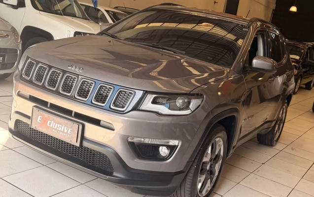 imagem-https://www.socarrao.com.br/sc-vehicle-images-prod/3432447/1787664826901-Q09NUEFTUyAyMDE5NC5qcGc.jpg