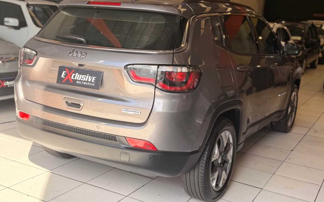 imagem-https://www.socarrao.com.br/sc-vehicle-images-prod/3432447/1787664827346-Q09NUEFTUyAyMDE5OC5qcGc.jpg