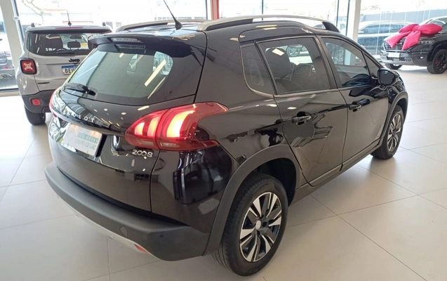 imagem-https://www.socarrao.com.br/sc-vehicle-images-prod/3432457/1789133792143-vehicle_image_1787664824_0fbeb385cd5fd486034a30c3e6b0345f.jpeg
