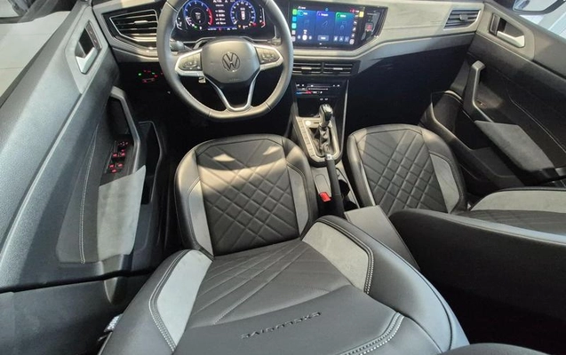 imagem-https://www.socarrao.com.br/sc-vehicle-images-prod/3432690/1789584957679-8413561_4_B_ca6977fcd6.jpeg