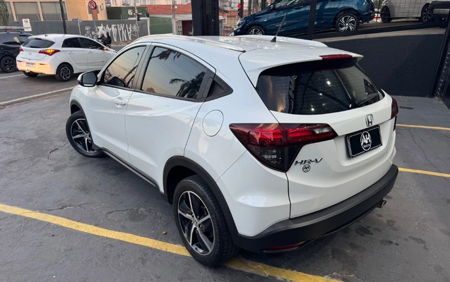 imagem-https://www.socarrao.com.br/sc-vehicle-images-prod/3432790/1787665467616-gb-09ed37f.jpeg