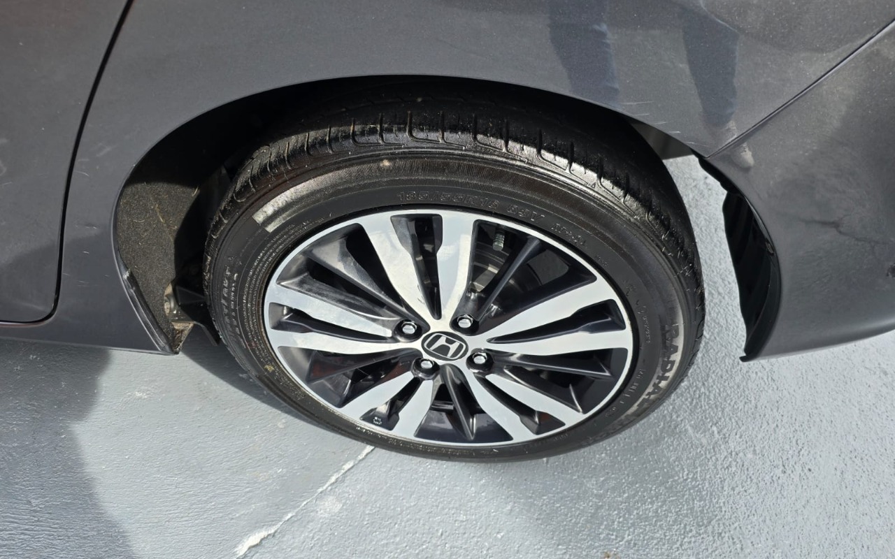 imagem-https://www.socarrao.com.br/sc-vehicle-images-prod/3432805/1787665744640-V2hhdHNBcHAgSW1hZ2UgMjAyNi0wNi0yMyBhdCAxMi40OS4xMC5qcGVn.jpeg