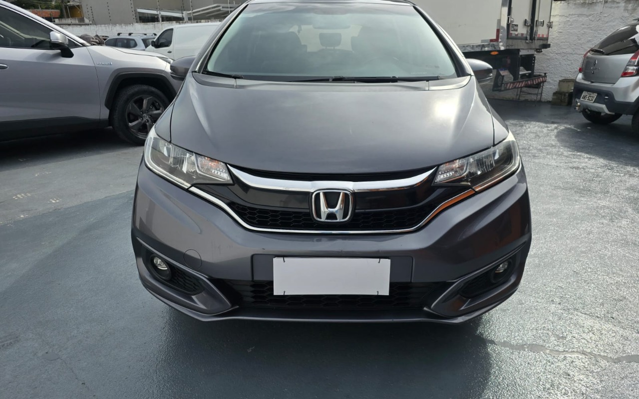 imagem-https://www.socarrao.com.br/sc-vehicle-images-prod/3432805/1787665745055-V2hhdHNBcHAgSW1hZ2UgMjAyNi0wNi0yMyBhdCAxMi40OS4wNiAoMSkuanBlZw.jpeg