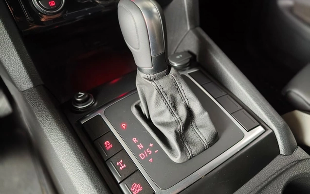 imagem-https://www.socarrao.com.br/sc-vehicle-images-prod/3432811/1787665893869-003_1cd26aa762bfe9c97d61330fed768ad8.jpeg