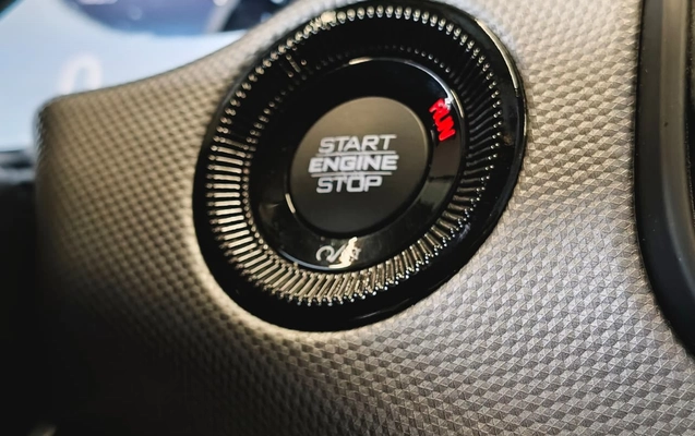 imagem-https://www.socarrao.com.br/sc-vehicle-images-prod/3432841/1787665999797-003_2fec99e084d6eb297b7e4297abe7b537.jpeg