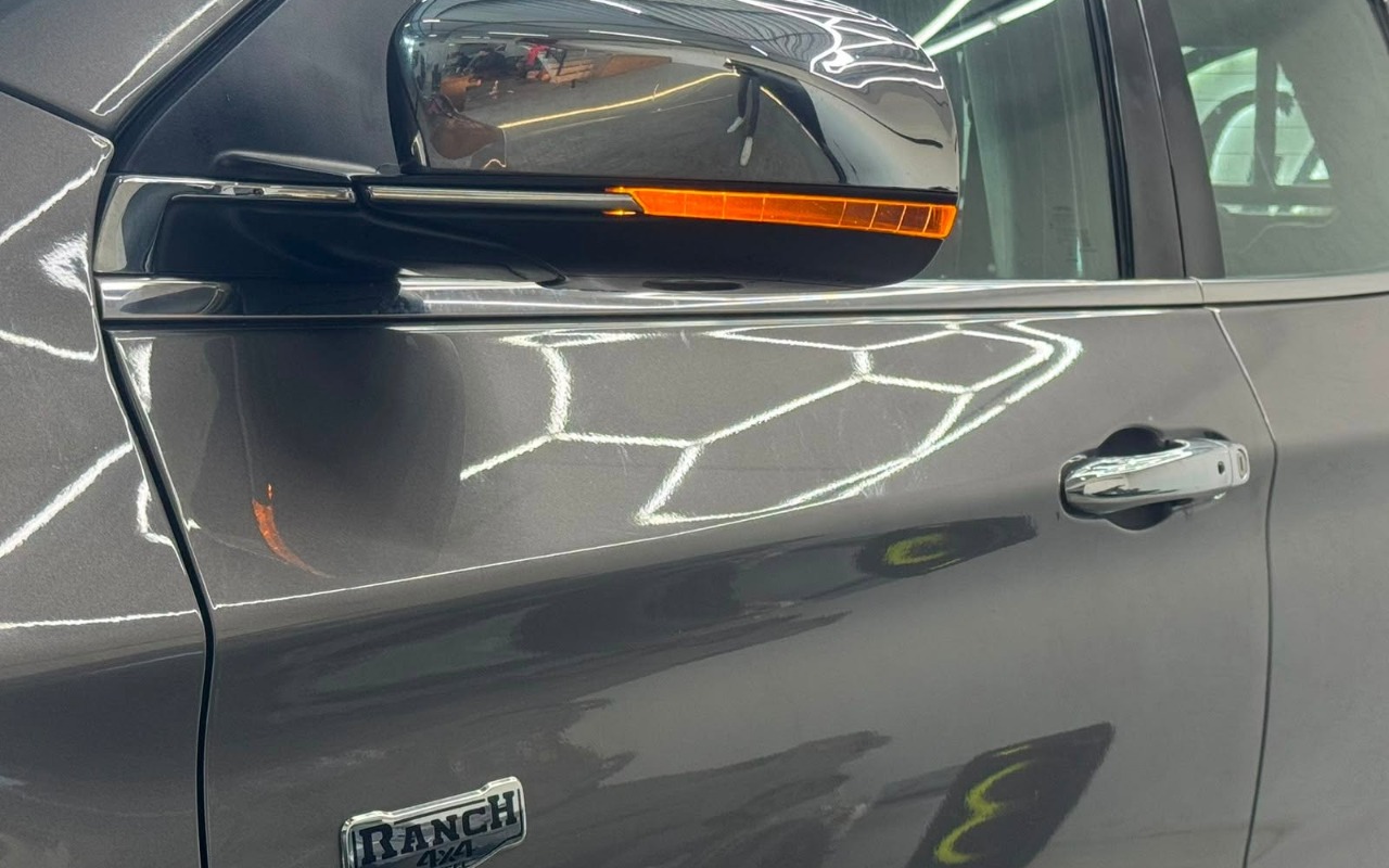 imagem-https://www.socarrao.com.br/sc-vehicle-images-prod/3432865/1787666054380-Nzg2MjQyMTI3XzE4NDU2NjgwMzQxMTQzMDE1XzI1NTkwNTkwODgwMDI2MzIyMThfbi5qcGc.jpg