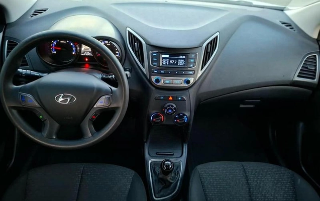 imagem-https://www.socarrao.com.br/sc-vehicle-images-prod/3432880/1787666070743-8413654_8_B_19f8ecb92b.jpeg