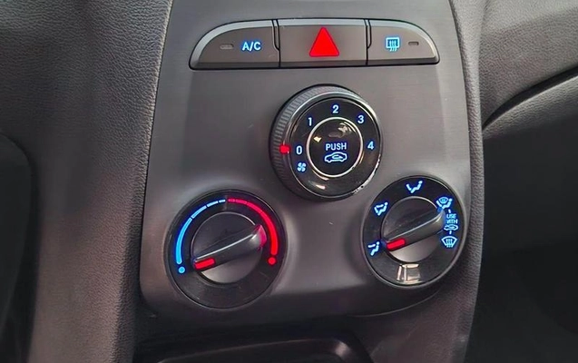 imagem-https://www.socarrao.com.br/sc-vehicle-images-prod/3432880/1787666070748-8413654_4_B_82110e2852.jpeg