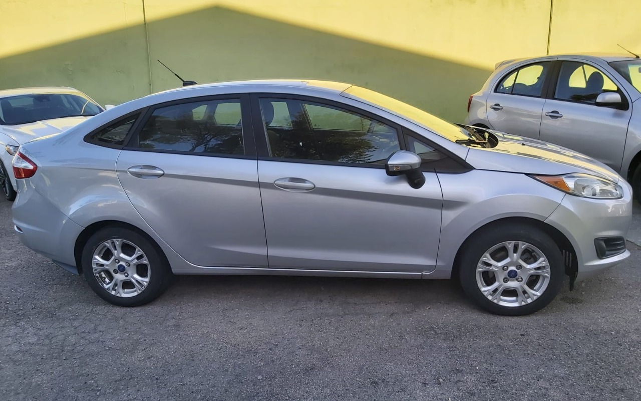 imagem-https://www.socarrao.com.br/sc-vehicle-images-prod/3433027/1787666332004-V2hhdHNBcHAgSW1hZ2UgMjAyNi0wOC0yNCBhdCAxNy4xNi4xOSAoNCkuanBlZw.jpeg