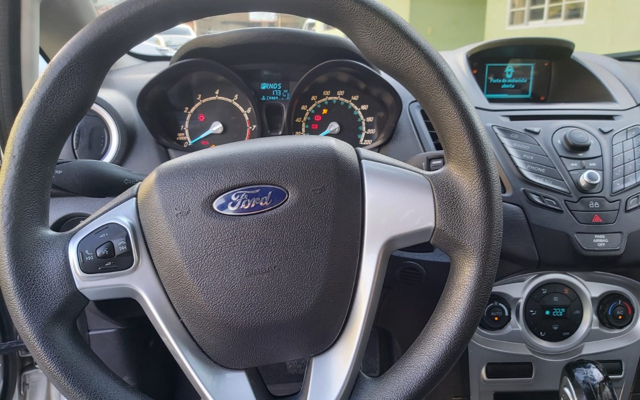 imagem-https://www.socarrao.com.br/sc-vehicle-images-prod/3433027/1787666332535-V2hhdHNBcHAgSW1hZ2UgMjAyNi0wOC0yNCBhdCAxNy4xNi4xOSAoMTUpLmpwZWc.jpeg
