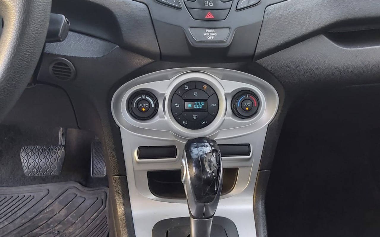 imagem-https://www.socarrao.com.br/sc-vehicle-images-prod/3433027/1787666332716-V2hhdHNBcHAgSW1hZ2UgMjAyNi0wOC0yNCBhdCAxNy4xNi4xOSAoMTcpLmpwZWc.jpeg