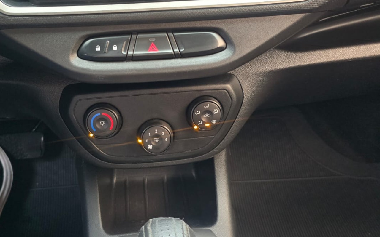 imagem-https://www.socarrao.com.br/sc-vehicle-images-prod/3433150/1787666581336-V2hhdHNBcHAgSW1hZ2UgMjAyNi0wNS0xOSBhdCAxMy4zMS4xMC5qcGVn.jpeg