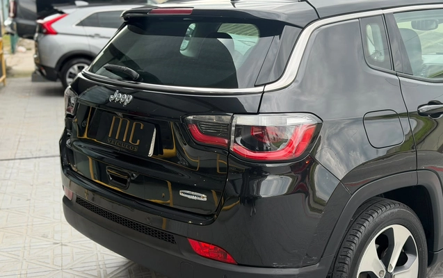 imagem-https://www.socarrao.com.br/sc-vehicle-images-prod/3433155/1787666649293-003_e901f549331a8e543061bb00c4d0faab.jpeg