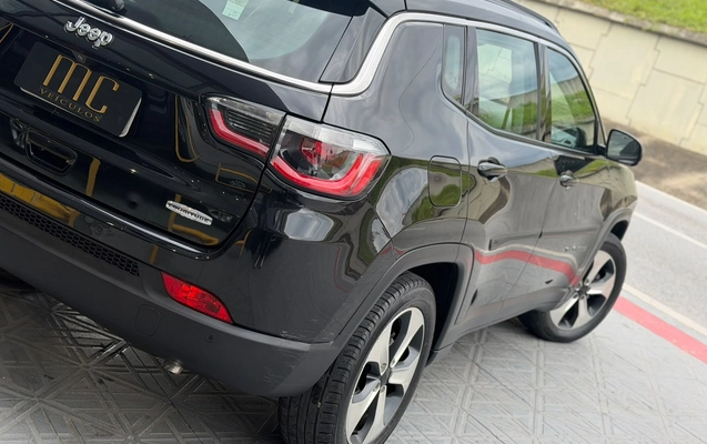imagem-https://www.socarrao.com.br/sc-vehicle-images-prod/3433155/1787666649294-003_b7e4708470aea571643aff47c2a1ce71.jpeg