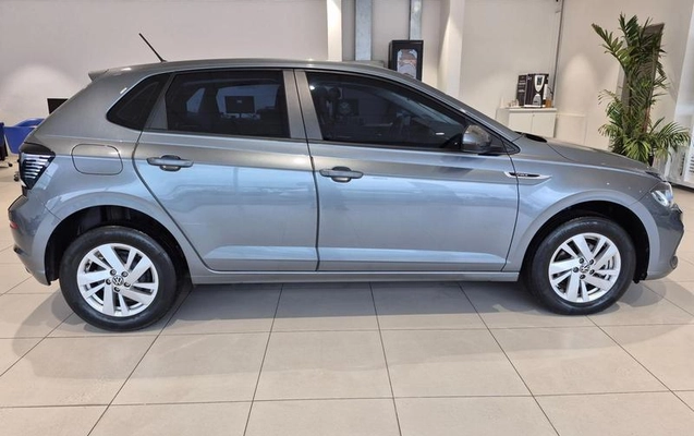 imagem-https://www.socarrao.com.br/sc-vehicle-images-prod/3433266/1788987930577-8413833_11_B_90271444b6.jpeg