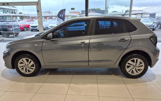imagem-https://www.socarrao.com.br/sc-vehicle-images-prod/3433266/1788987930585-8413833_16_B_039daa2c9d.jpeg
