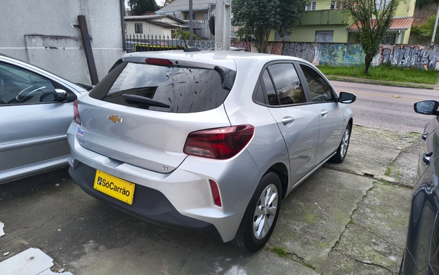 imagem-https://www.socarrao.com.br/sc-vehicle-images-prod/3433274/1787667056250-SU1HXzIwMjYwODI1XzEwNDg1MjQ3NC5qcGc.jpg