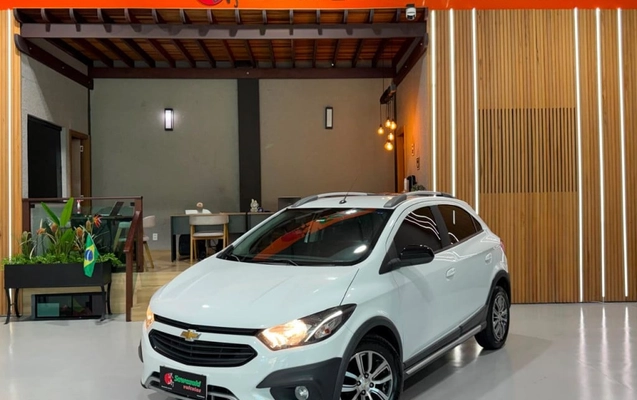 imagem-https://www.socarrao.com.br/sc-vehicle-images-prod/3433345/1787667201600-vehicle_image_1787667155_3d009b2d1c98adb07009758dbc86d8ca.jpeg