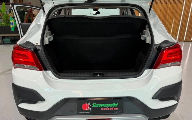 imagem-https://www.socarrao.com.br/sc-vehicle-images-prod/3433345/1787667201608-vehicle_image_1787667176_08935df6caa83dc4f52de99a7e1b4418.jpeg