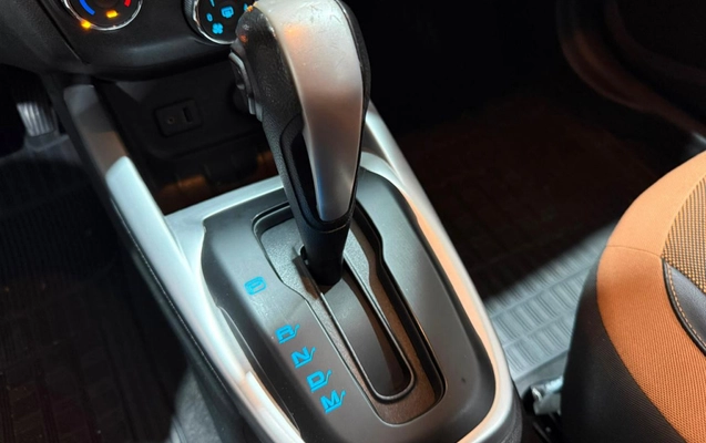 imagem-https://www.socarrao.com.br/sc-vehicle-images-prod/3433345/1787667201619-vehicle_image_1787667198_5e622fa731e85fd5024c4e4d0d07468a.jpeg