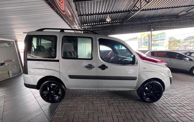 imagem-https://www.socarrao.com.br/sc-vehicle-images-prod/3433383/1788352868518-8413828_10_B_736a4f1f36.jpeg
