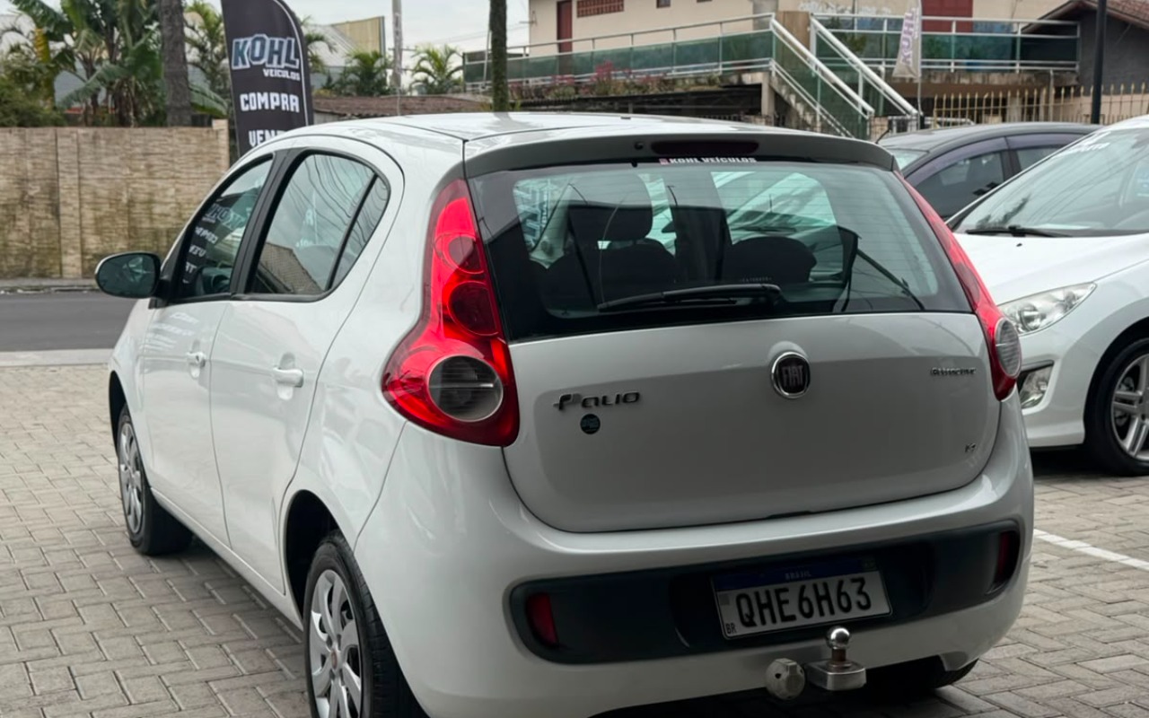 imagem-https://www.socarrao.com.br/sc-vehicle-images-prod/3433519/1787667656523-V2hhdHNBcHAgSW1hZ2UgMjAyNi0wOC0yNSBhdCAxMC40MS4yMCAoMSkuanBlZw.jpeg