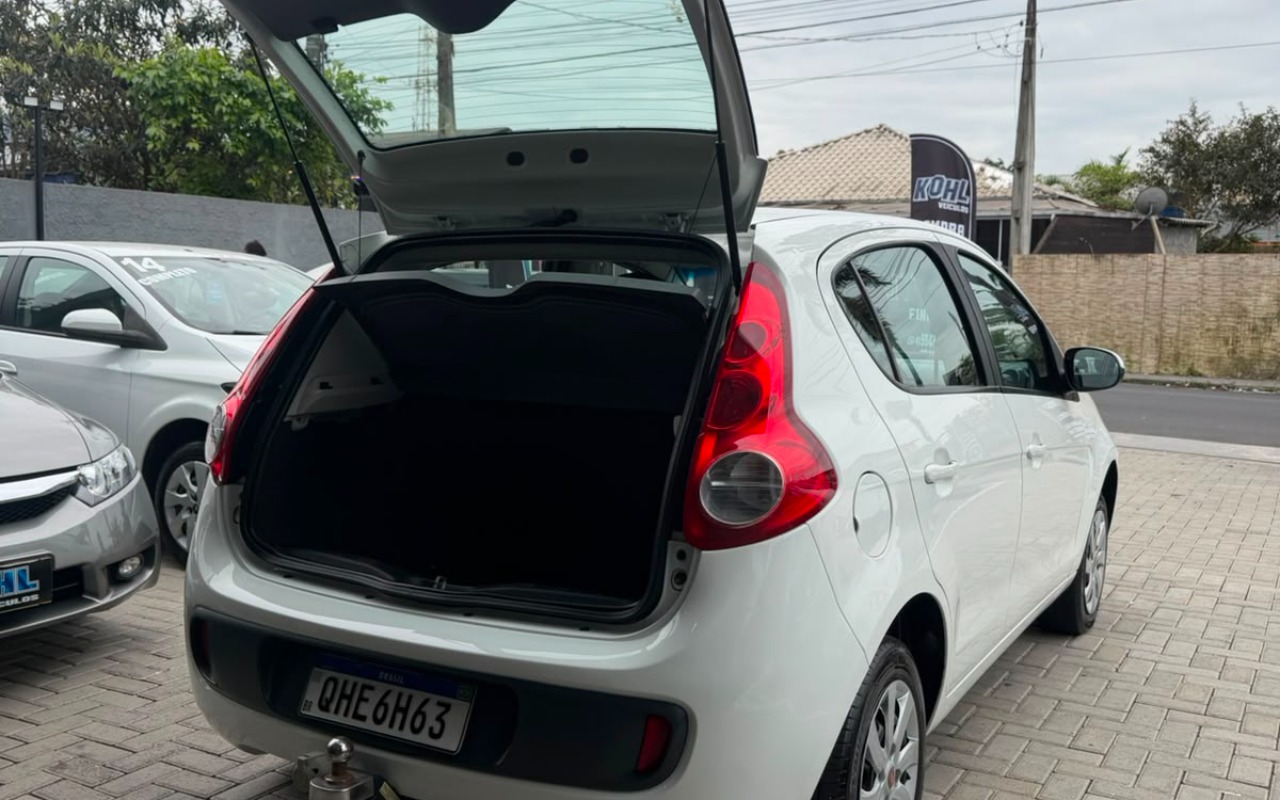 imagem-https://www.socarrao.com.br/sc-vehicle-images-prod/3433519/1787667656602-V2hhdHNBcHAgSW1hZ2UgMjAyNi0wOC0yNSBhdCAxMC40MS4yMCAoMikuanBlZw.jpeg