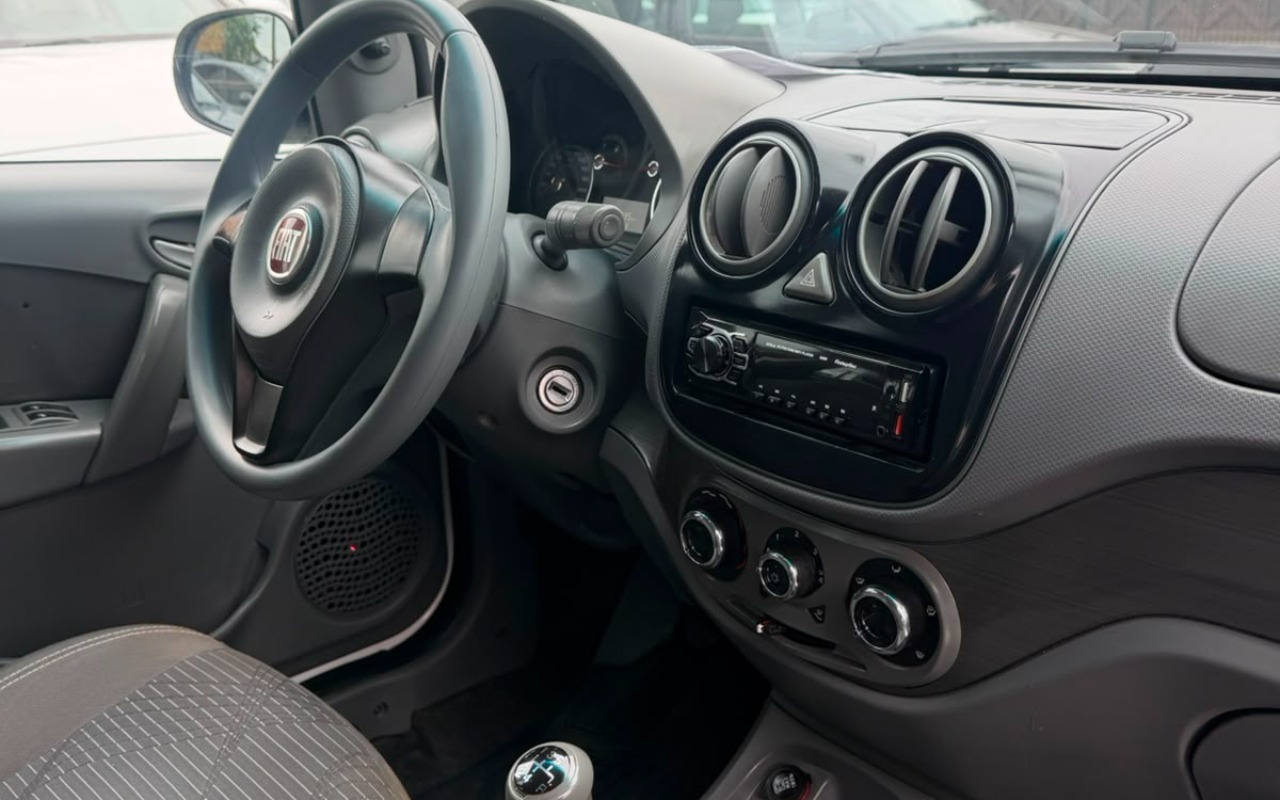 imagem-https://www.socarrao.com.br/sc-vehicle-images-prod/3433519/1787667657085-V2hhdHNBcHAgSW1hZ2UgMjAyNi0wOC0yNSBhdCAxMC40NC4xNC5qcGVn.jpeg