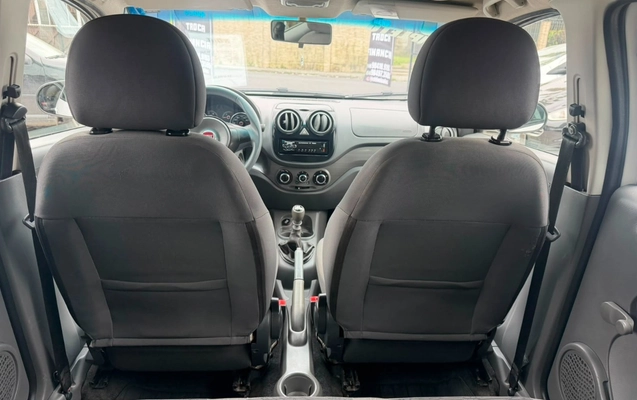 imagem-https://www.socarrao.com.br/sc-vehicle-images-prod/3433519/1787667657140-V2hhdHNBcHAgSW1hZ2UgMjAyNi0wOC0yNSBhdCAxMC40MS4yMi5qcGVn.jpeg