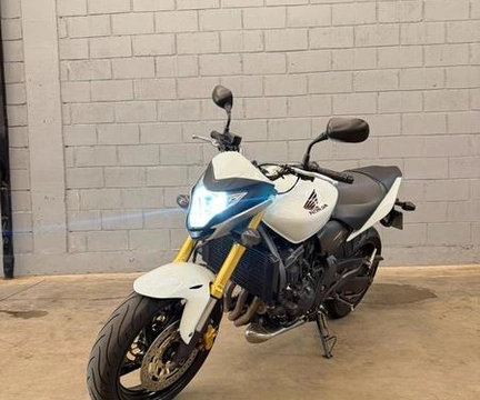 Honda CB 600F HORNET 2013 Preto — foto 1 de 3