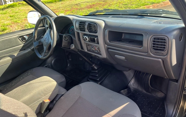 imagem-https://www.socarrao.com.br/sc-vehicle-images-prod/3433583/1787761475140-YjY1MDAxZTMtNWQ5NC00MjdmLTk1ZGUtNDBkZmYxMTY1NTYwLmpwZw.jpg