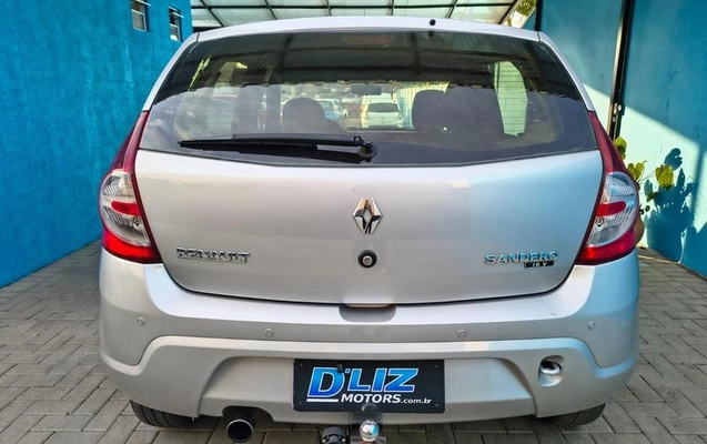 imagem-https://www.socarrao.com.br/sc-vehicle-images-prod/3433595/1787668544372-8412269_3_B_c62323f426.jpeg