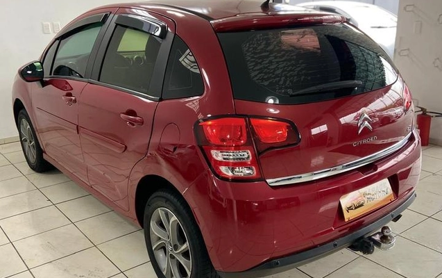 imagem-https://www.socarrao.com.br/sc-vehicle-images-prod/3433808/1789413893207-8337347_5_B_124d6c6447.jpeg
